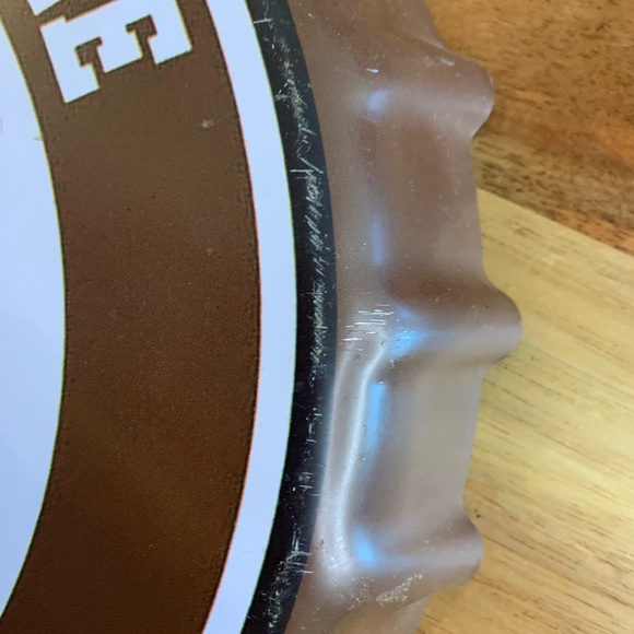 Round Metal Sign “ Delicious Coffee Always Fresh” . - Picture 4 of 5